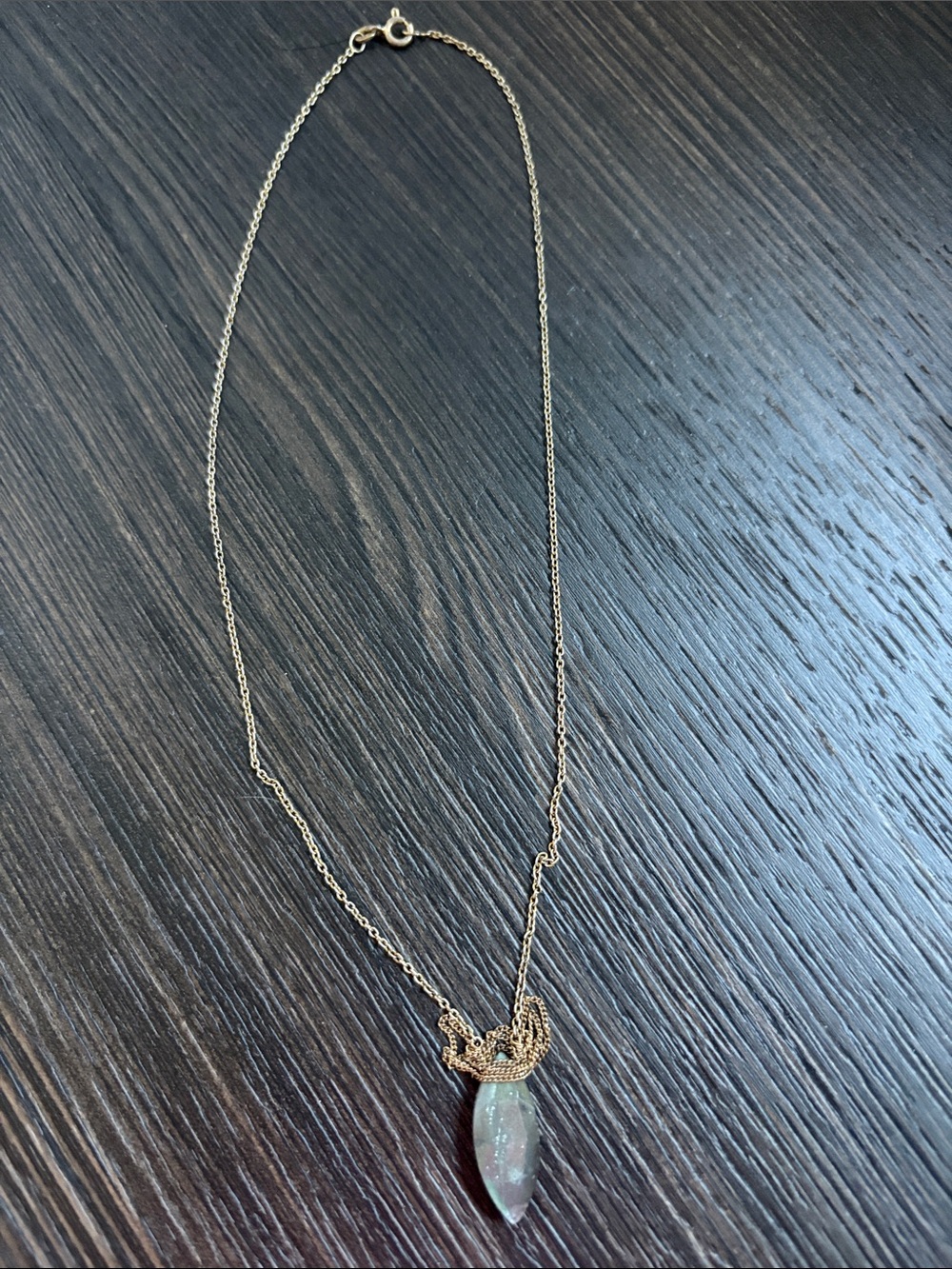 Delicate Gold Tone Pendant Necklace with Iridescent Teardrop